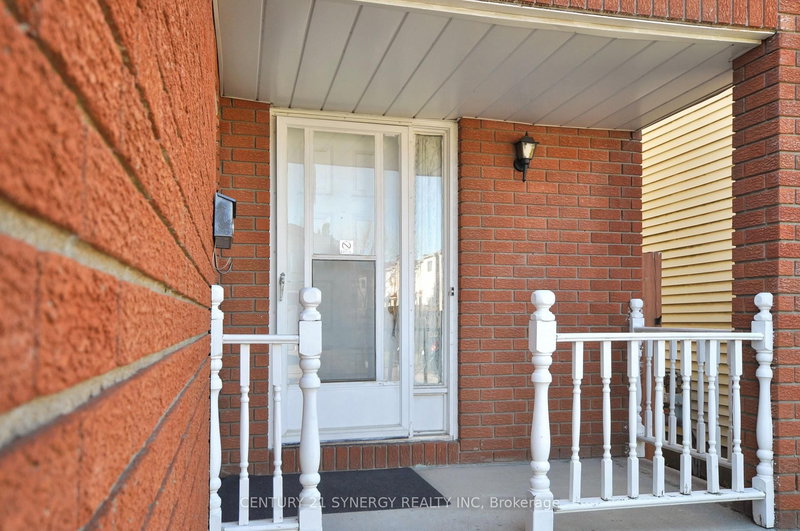 9 Raj Terr, Ottawa, K1G 4T4 | Image 2