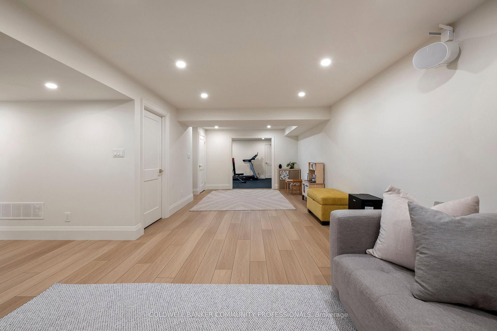 53 Redfern Avenue, Unit 2 - Photo 30