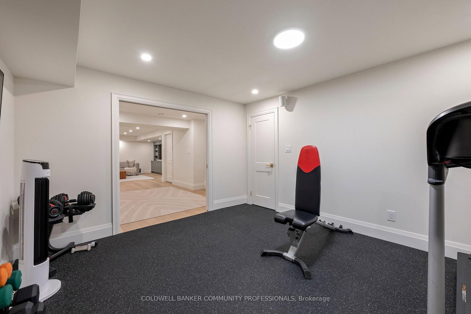 Listing Image 35