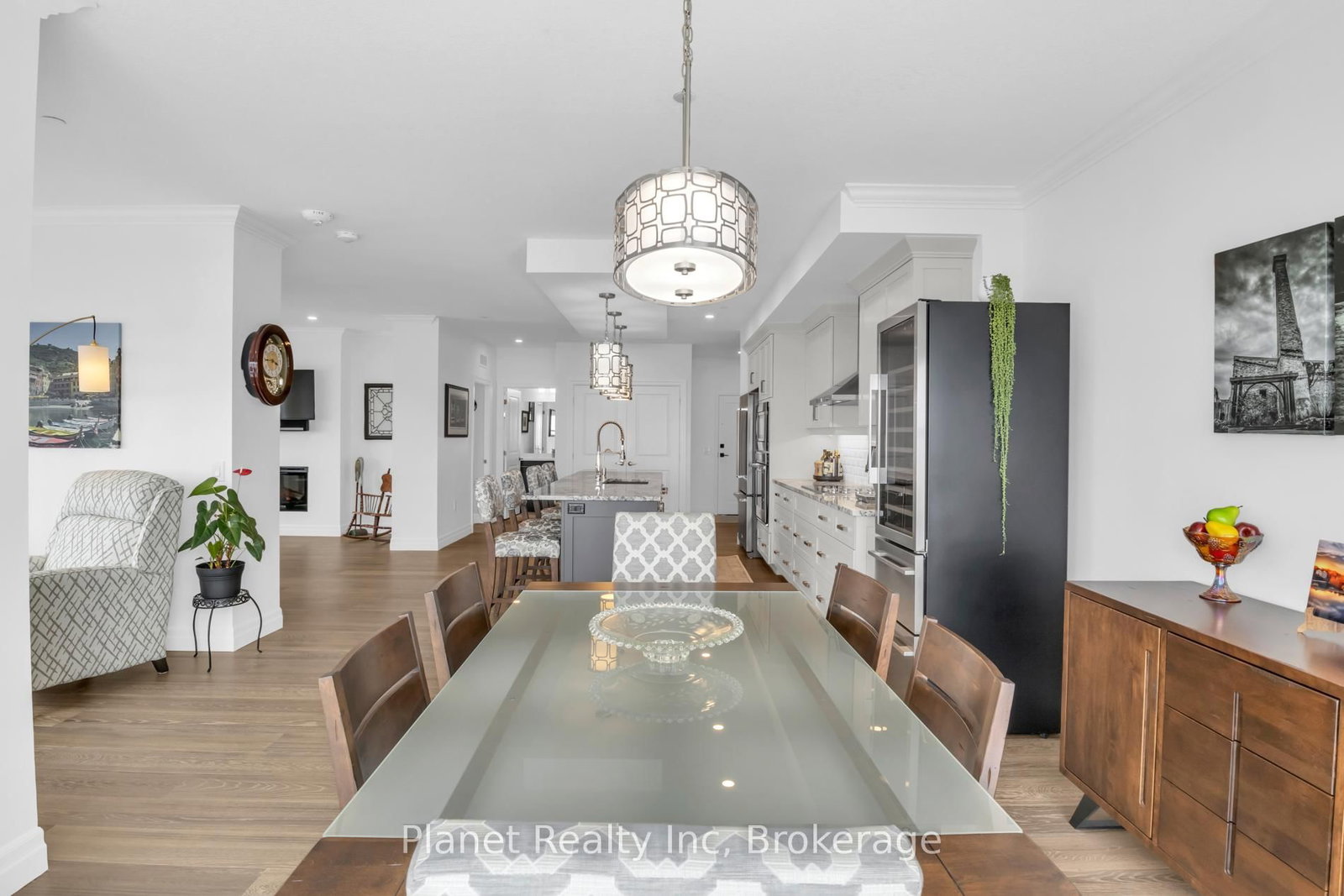 1878 Gordon Street, Unit 910 - Photo 10