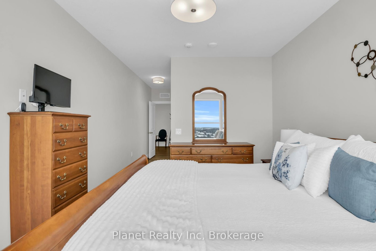 1878 Gordon Street, Unit 910 - Photo 16