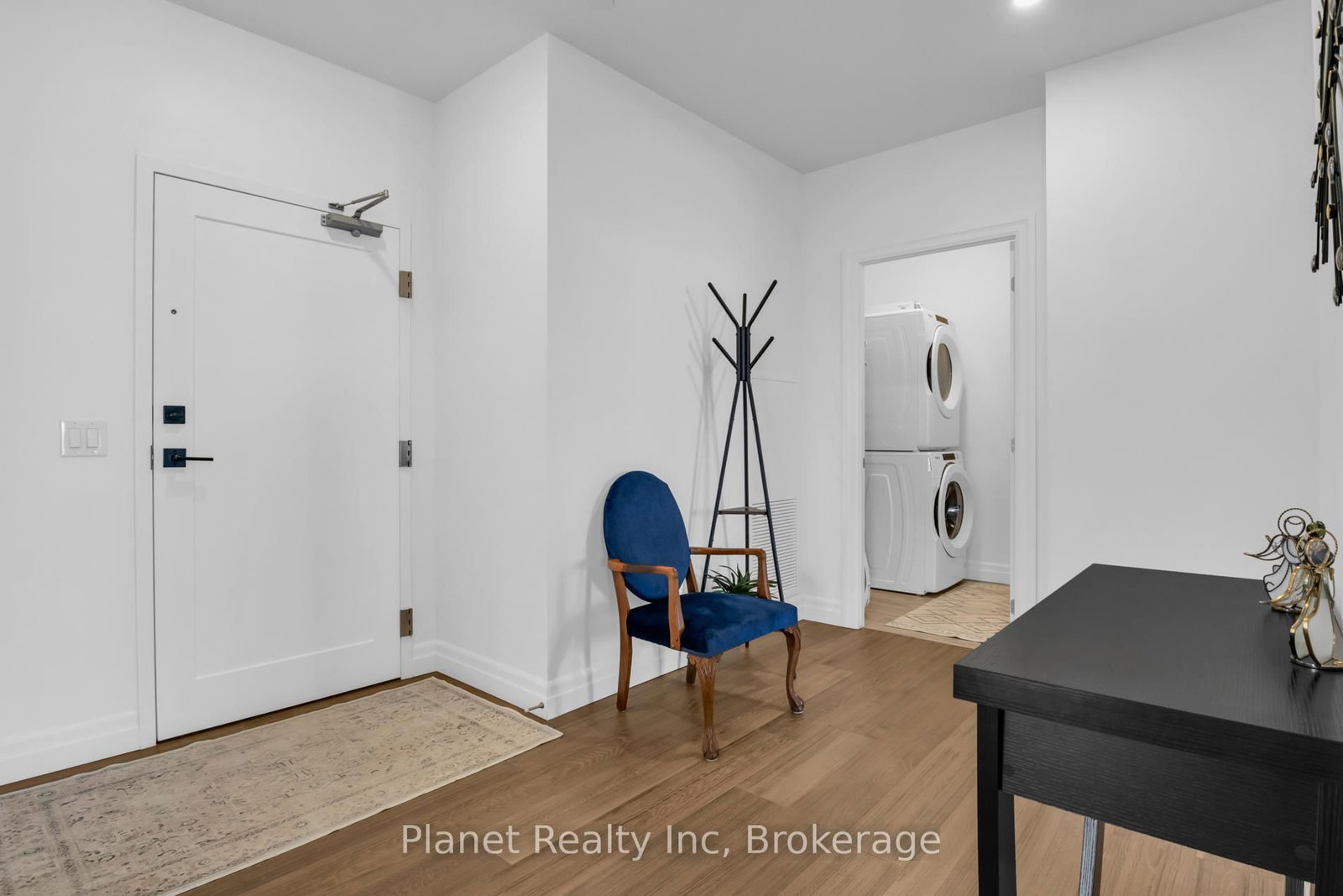 1878 Gordon Street, Unit 910 - Photo 23