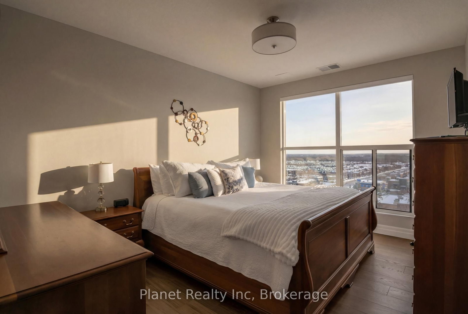 1878 Gordon Street, Unit 910 - Photo 32