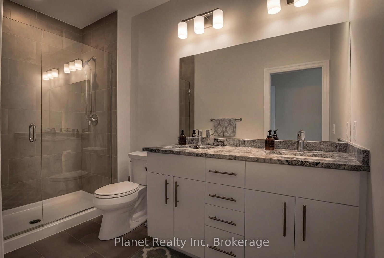 1878 Gordon Street, Unit 910 - Photo 34