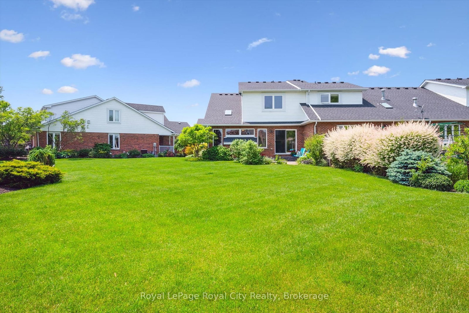 105 Riverwalk Place - Photo 32