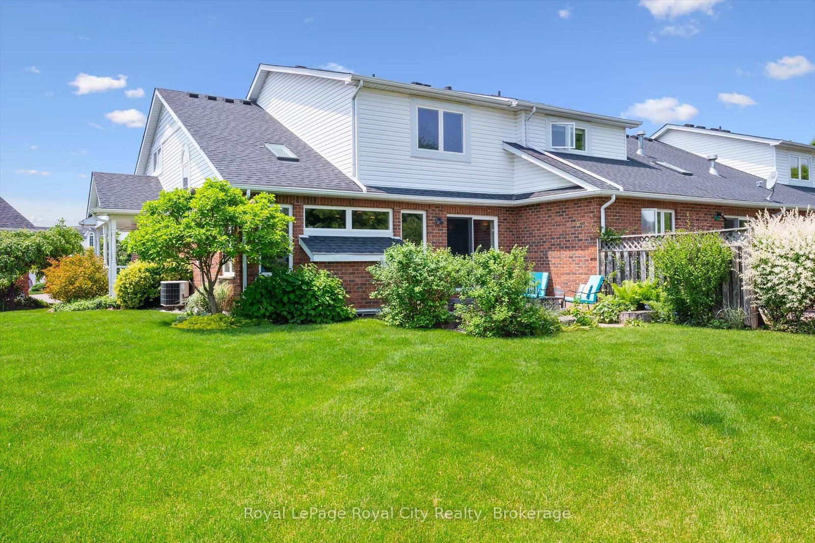 105 Riverwalk Place - Photo 33