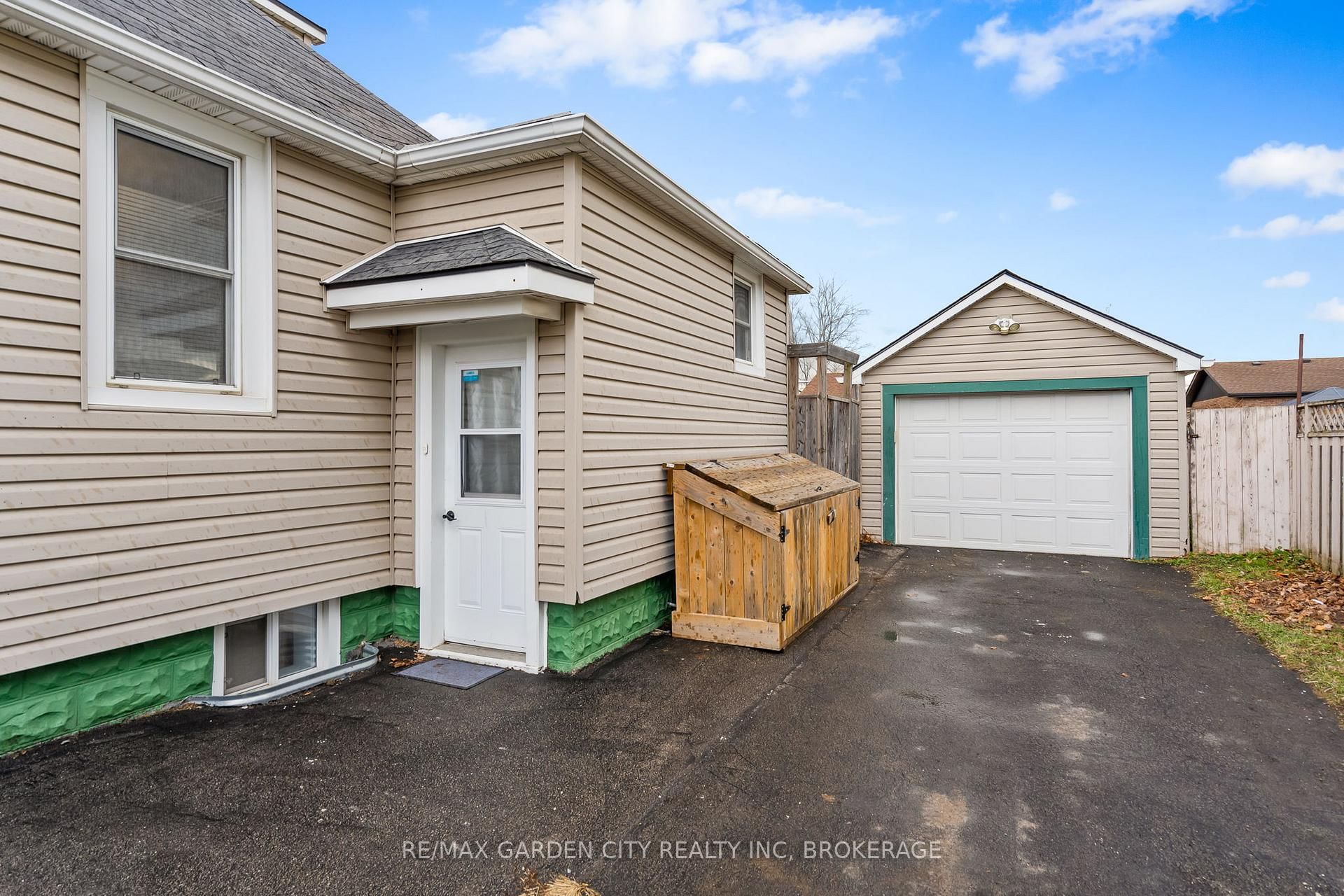 291 ALBERTA Street