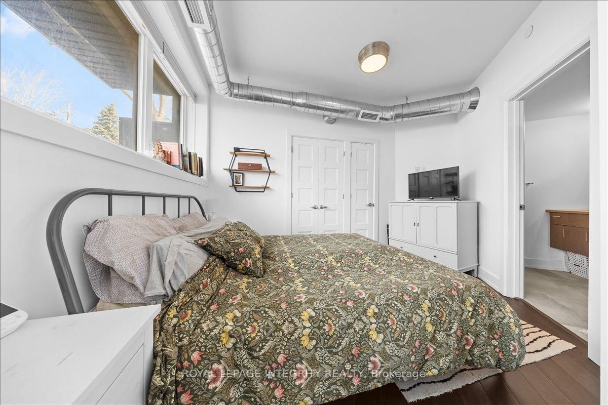 150 Greenfield Avenue, Unit 204 - Photo 20