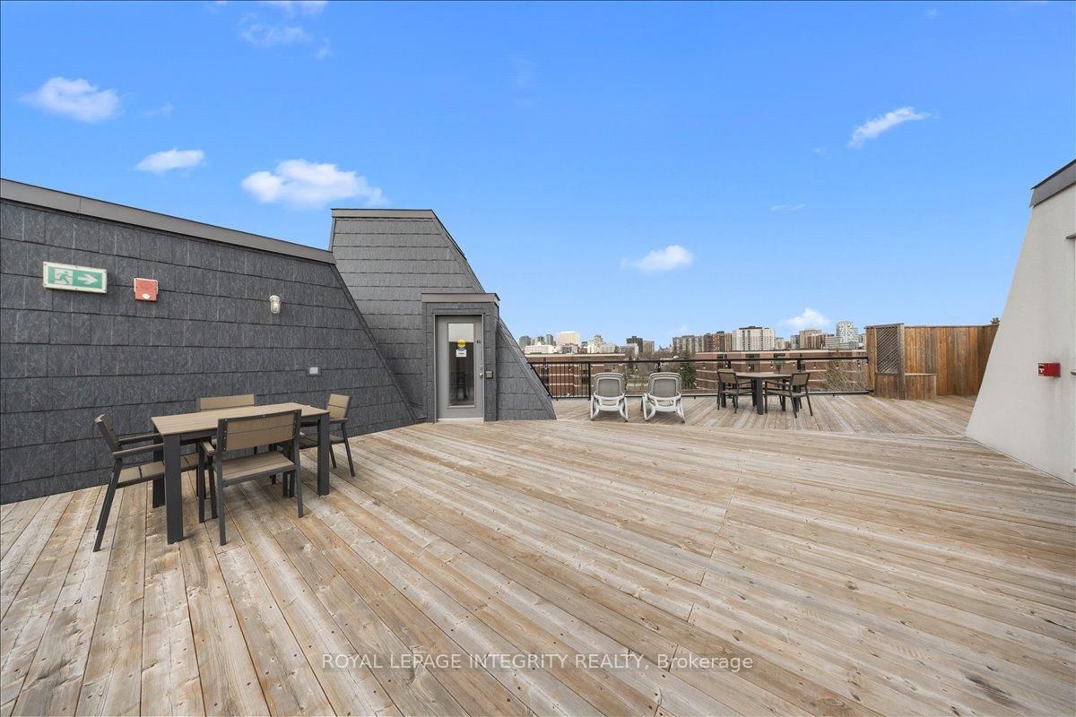 150 Greenfield Avenue, Unit 204 - Photo 28