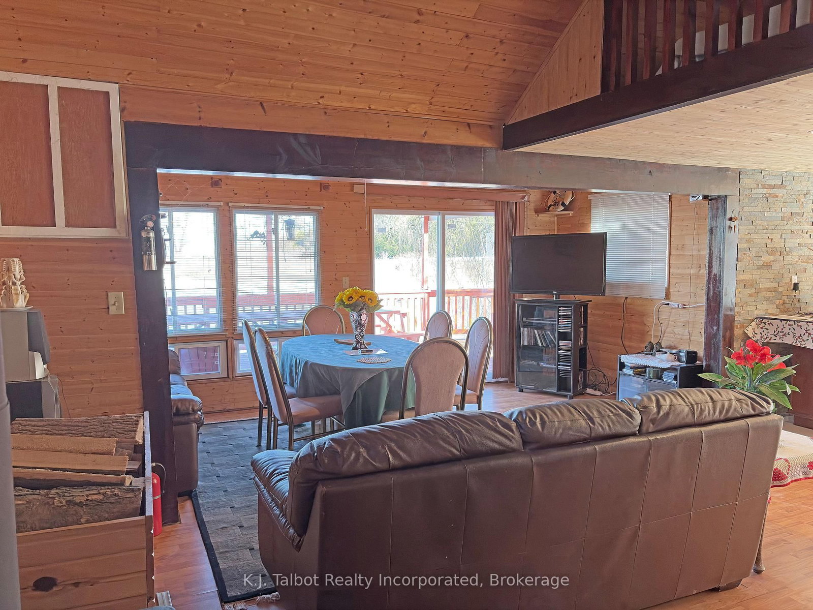 11 Apple Lane • Ashfield-Colborne-Wawanosh, ON photo 22