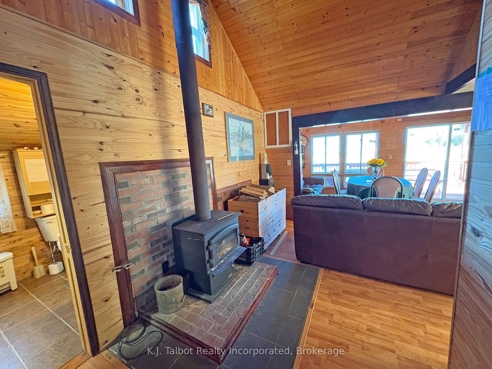 11 Apple Lane • Ashfield-Colborne-Wawanosh, ON photo 25