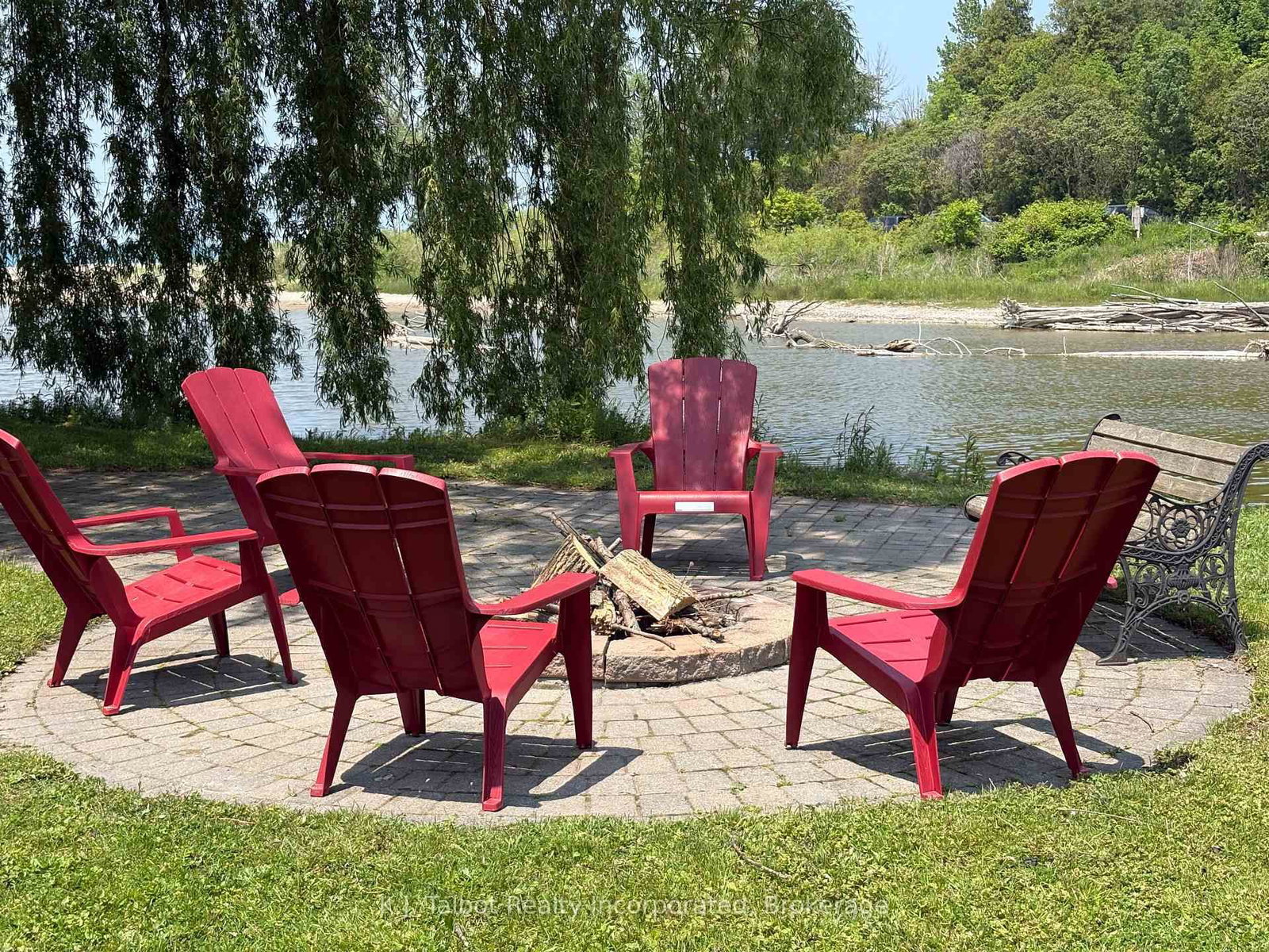 11 Apple Lane • Ashfield-Colborne-Wawanosh, ON photo 6