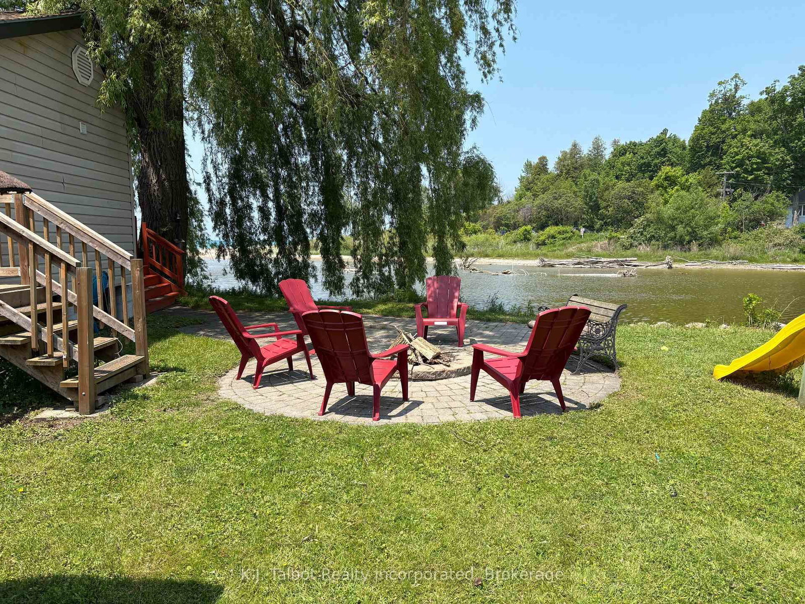 11 Apple Lane • Ashfield-Colborne-Wawanosh, ON photo 7