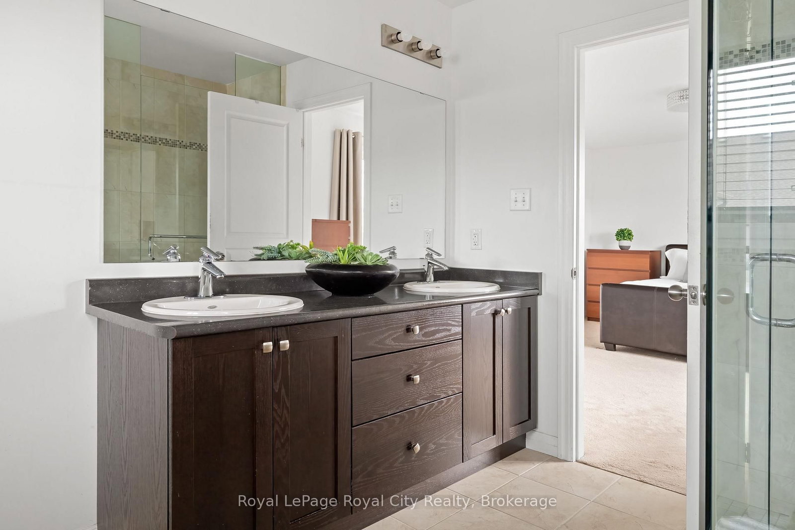 28 Newcastle Court - Photo 25