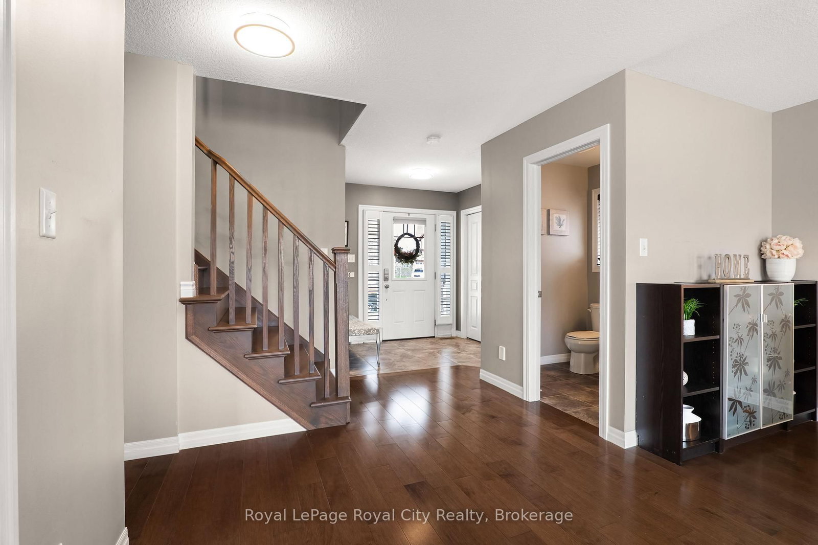 28 Newcastle Court - Photo 5