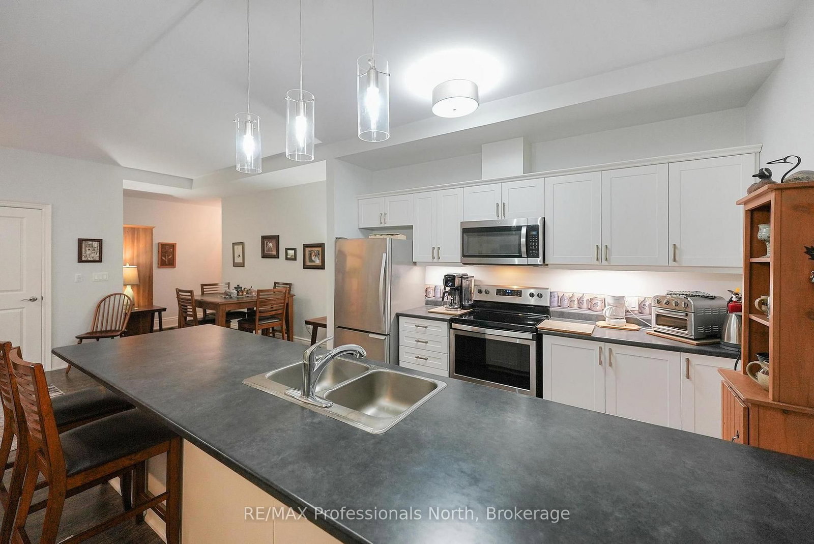 75 Wallings Road, Unit 201 - Photo 10