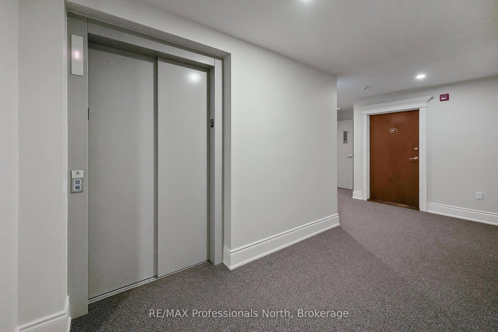 75 Wallings Road, Unit 201 - Photo 30