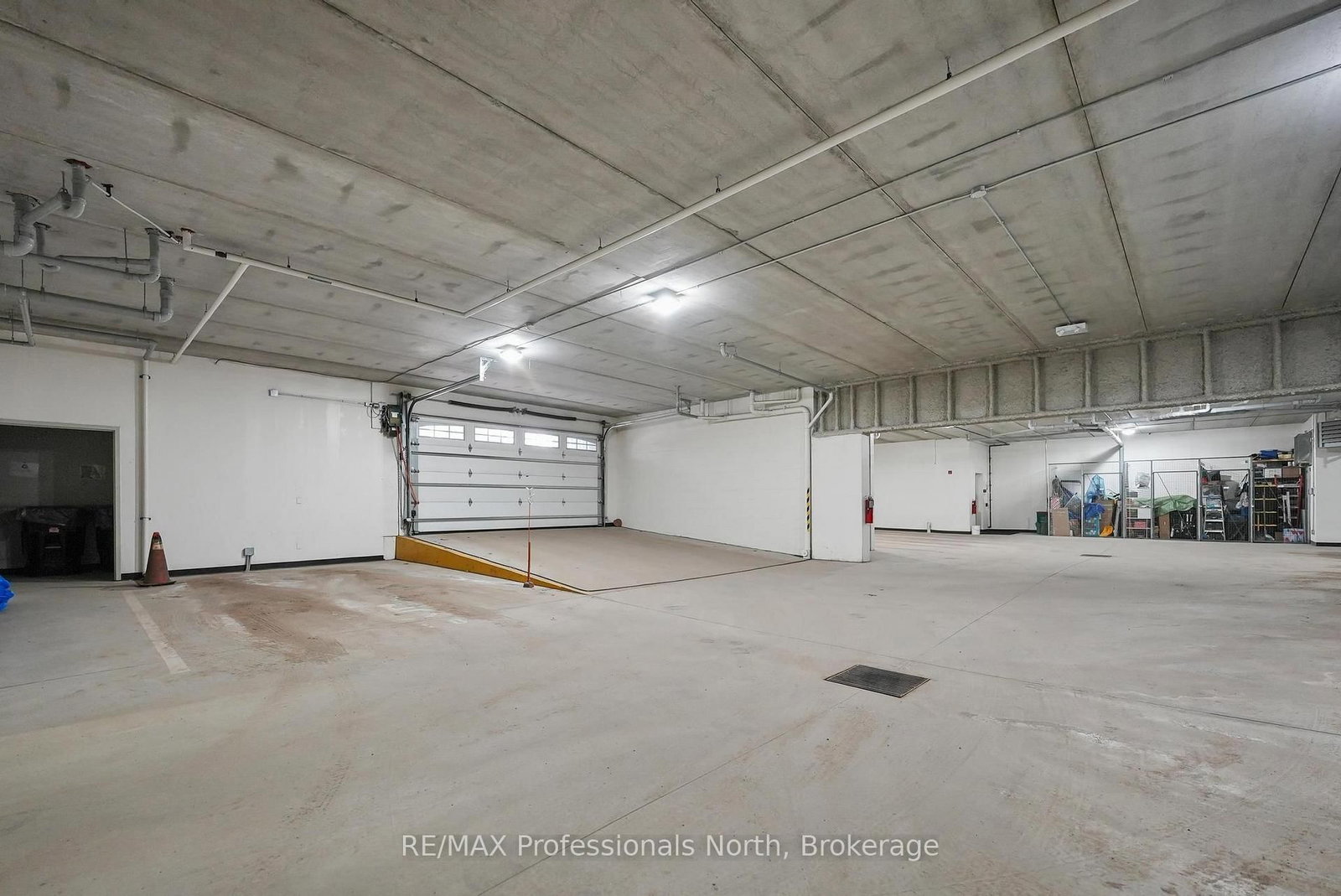 75 Wallings Road, Unit 201 - Photo 31