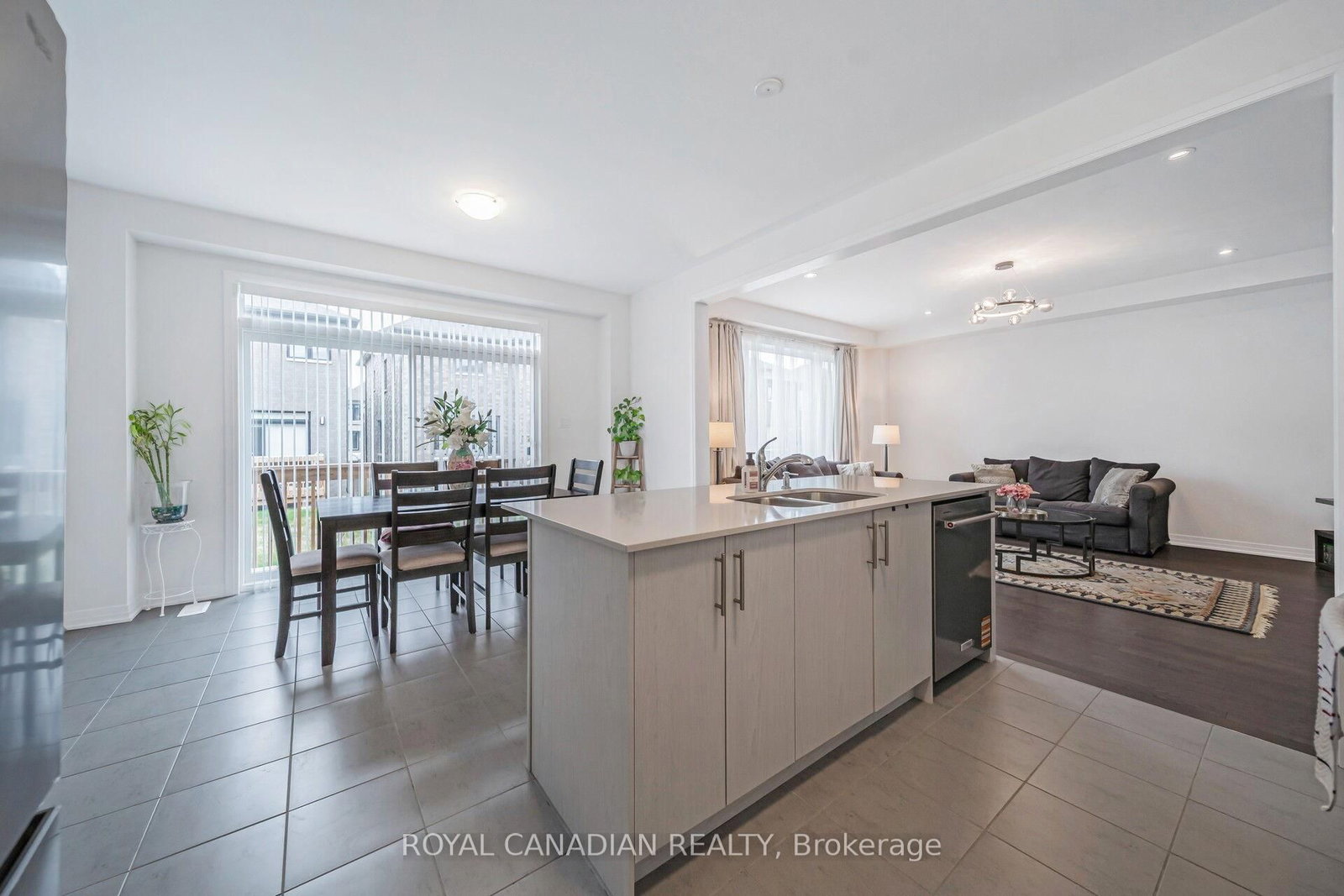 87 Soules Square - Photo 22