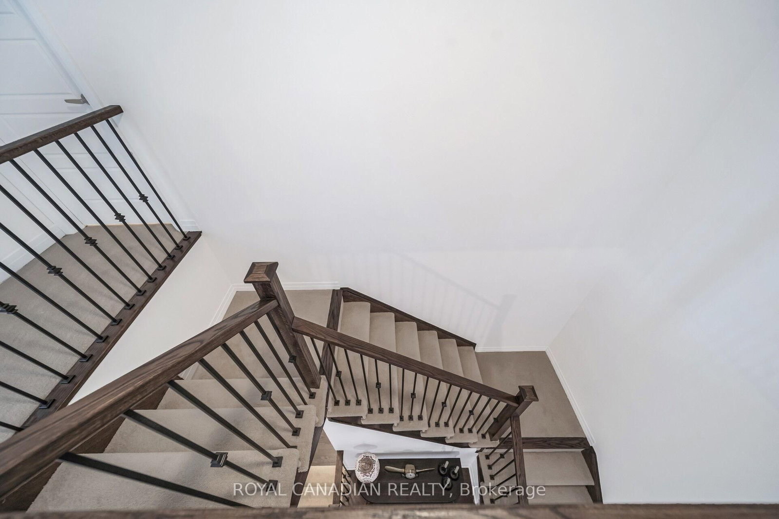 87 Soules Square - Photo 28