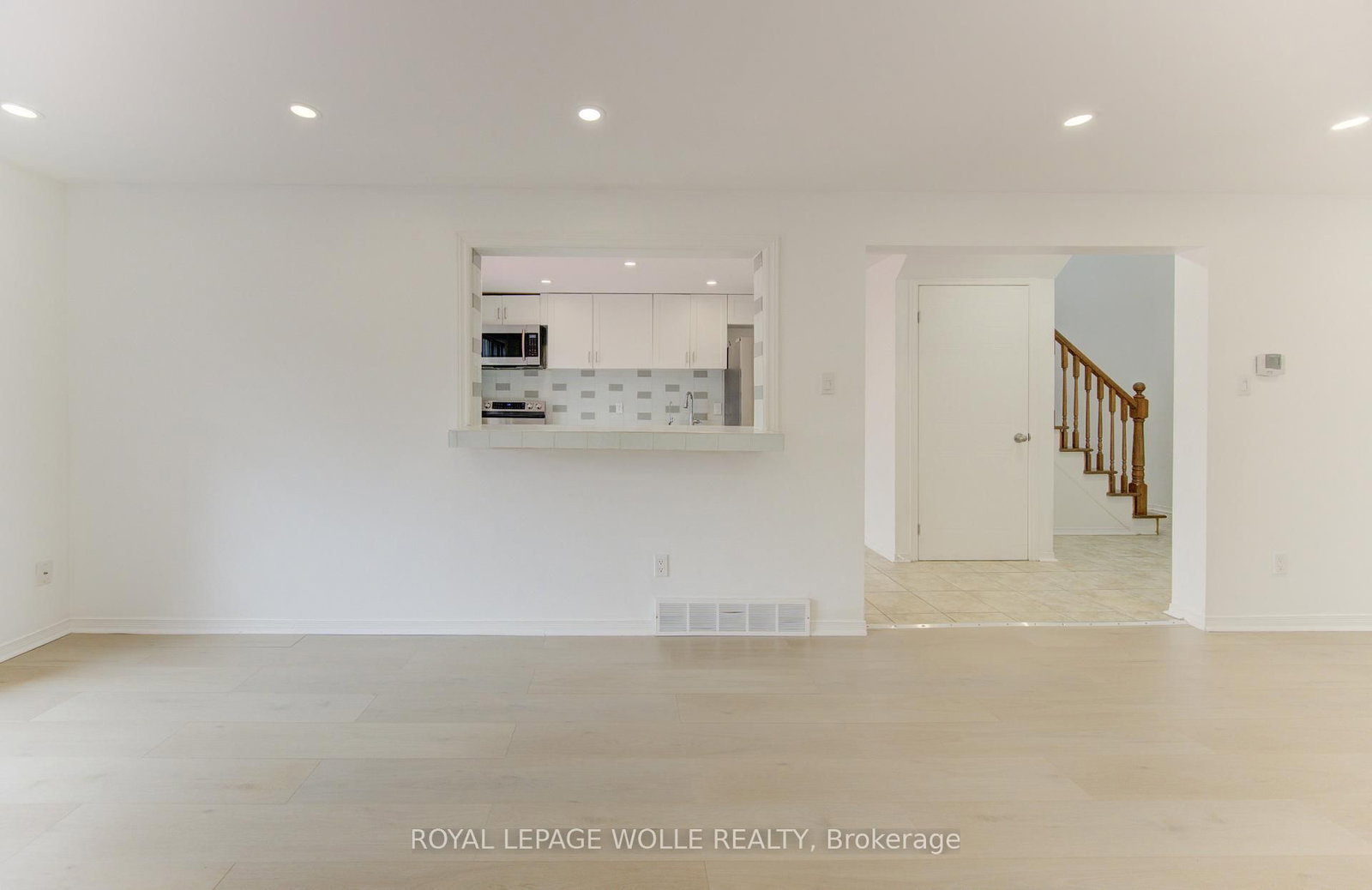 51 Camrose Court - Photo 16