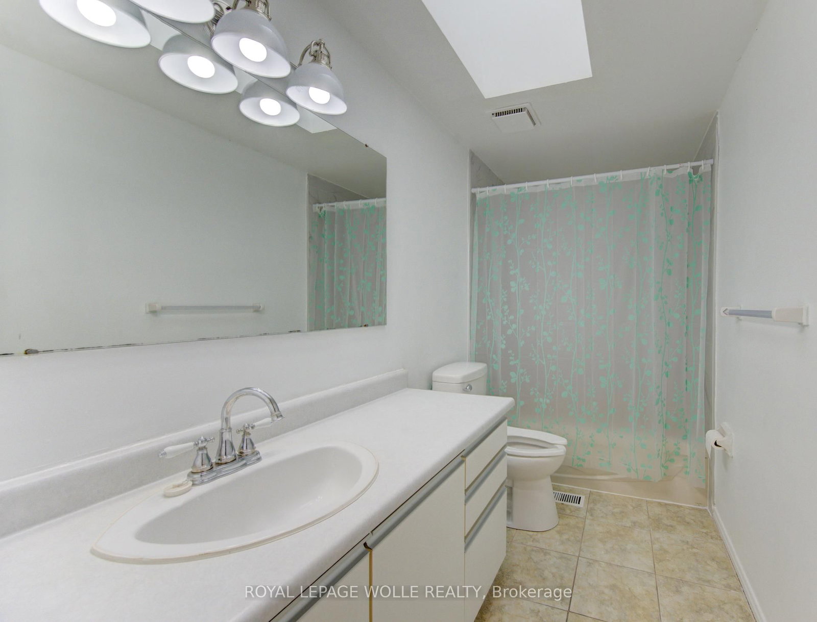 51 Camrose Court - Photo 26