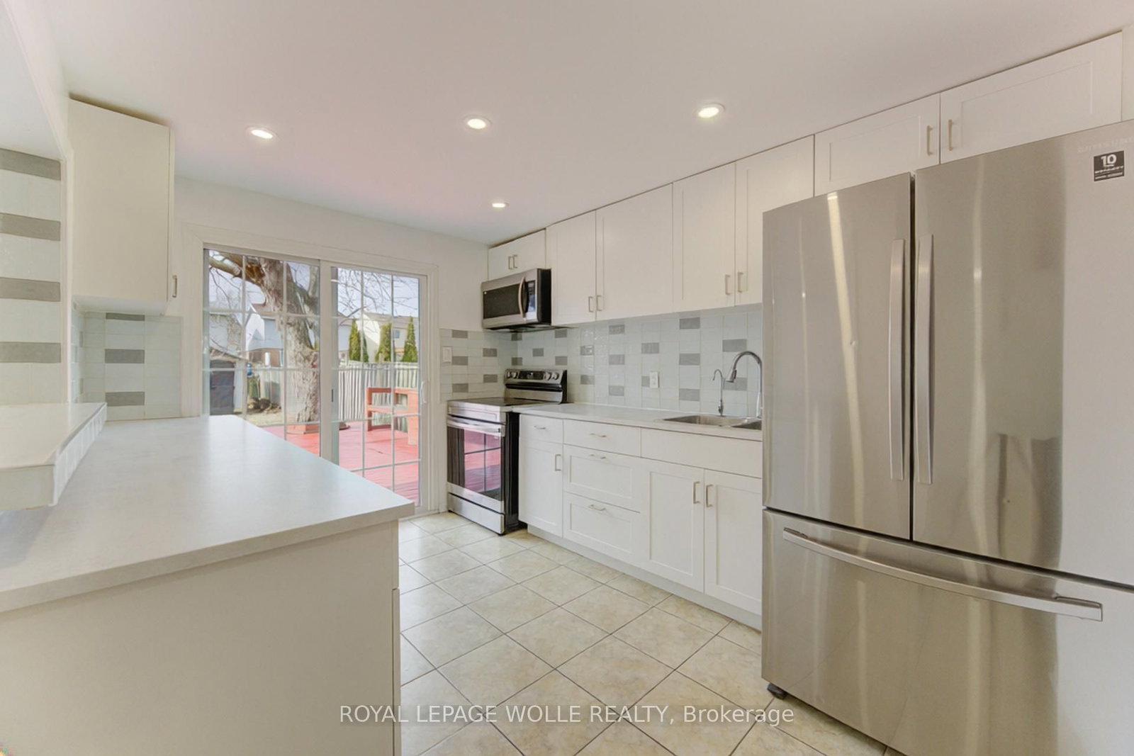 51 Camrose Court - Photo 9