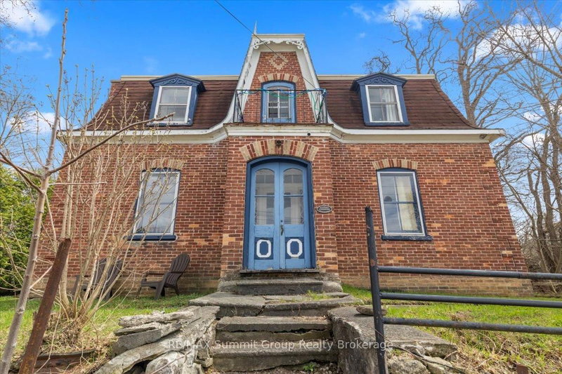 home for sale on 13 Collingwood Street