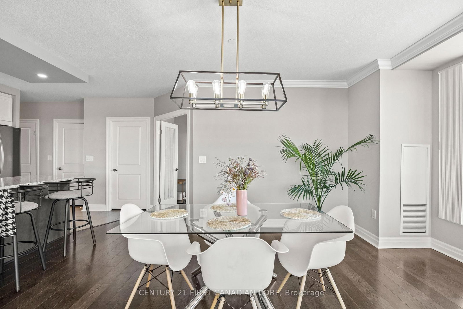 240 Villagewalk Boulevard, Unit 605 - Photo 16