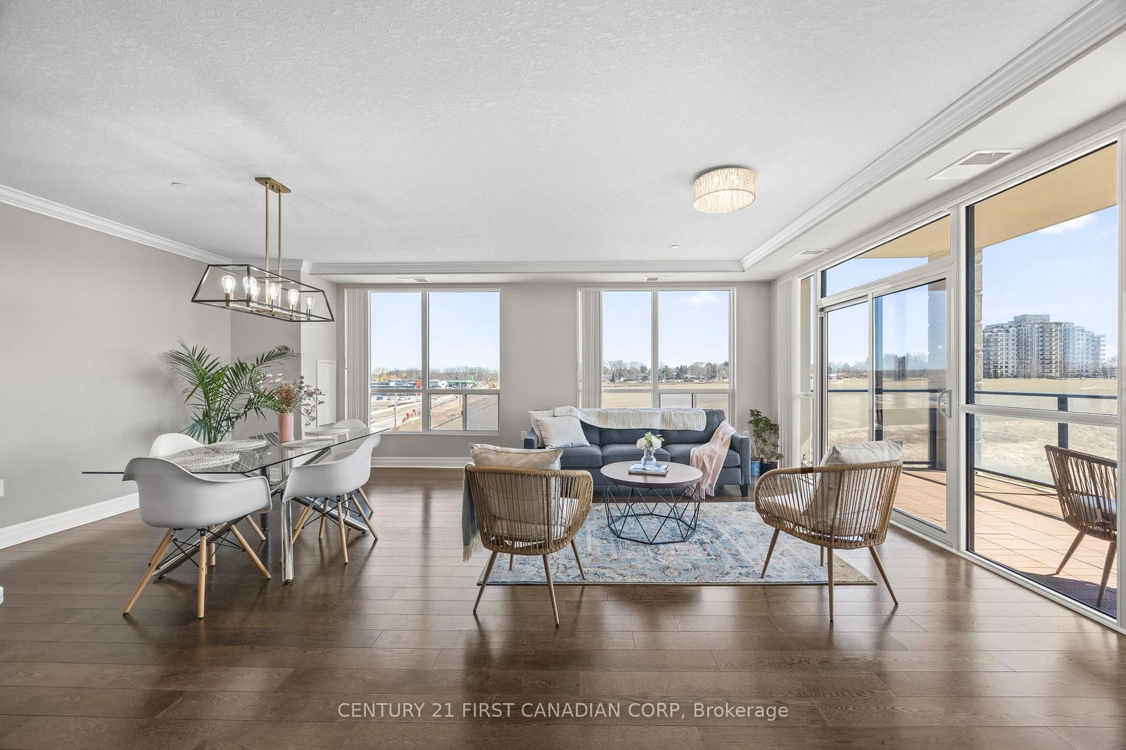 240 Villagewalk Boulevard, Unit 605 - Photo 22