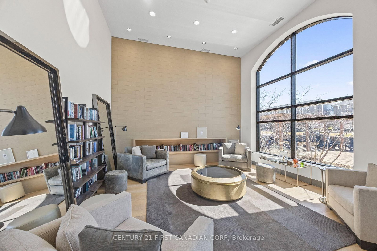 240 Villagewalk Boulevard, Unit 605 - Photo 3