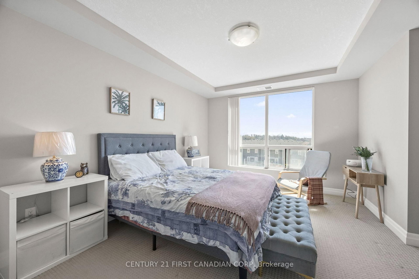 240 Villagewalk Boulevard, Unit 605 - Photo 33