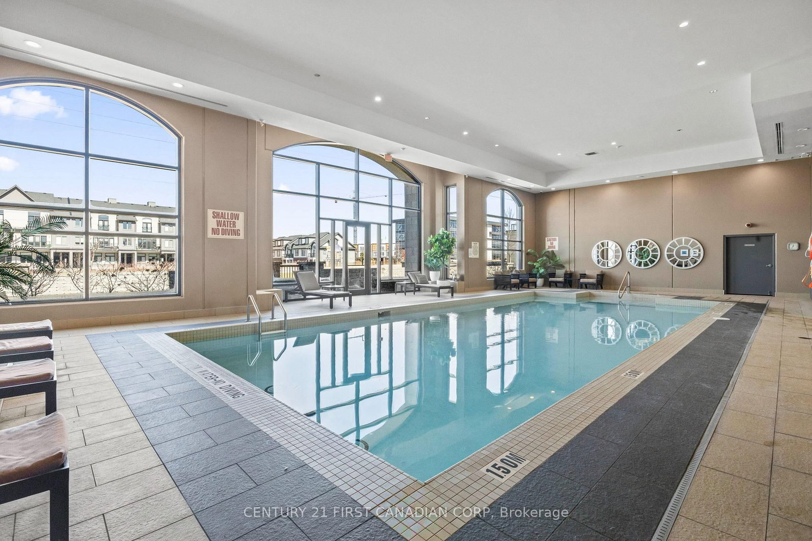 240 Villagewalk Boulevard, Unit 605 - Photo 8