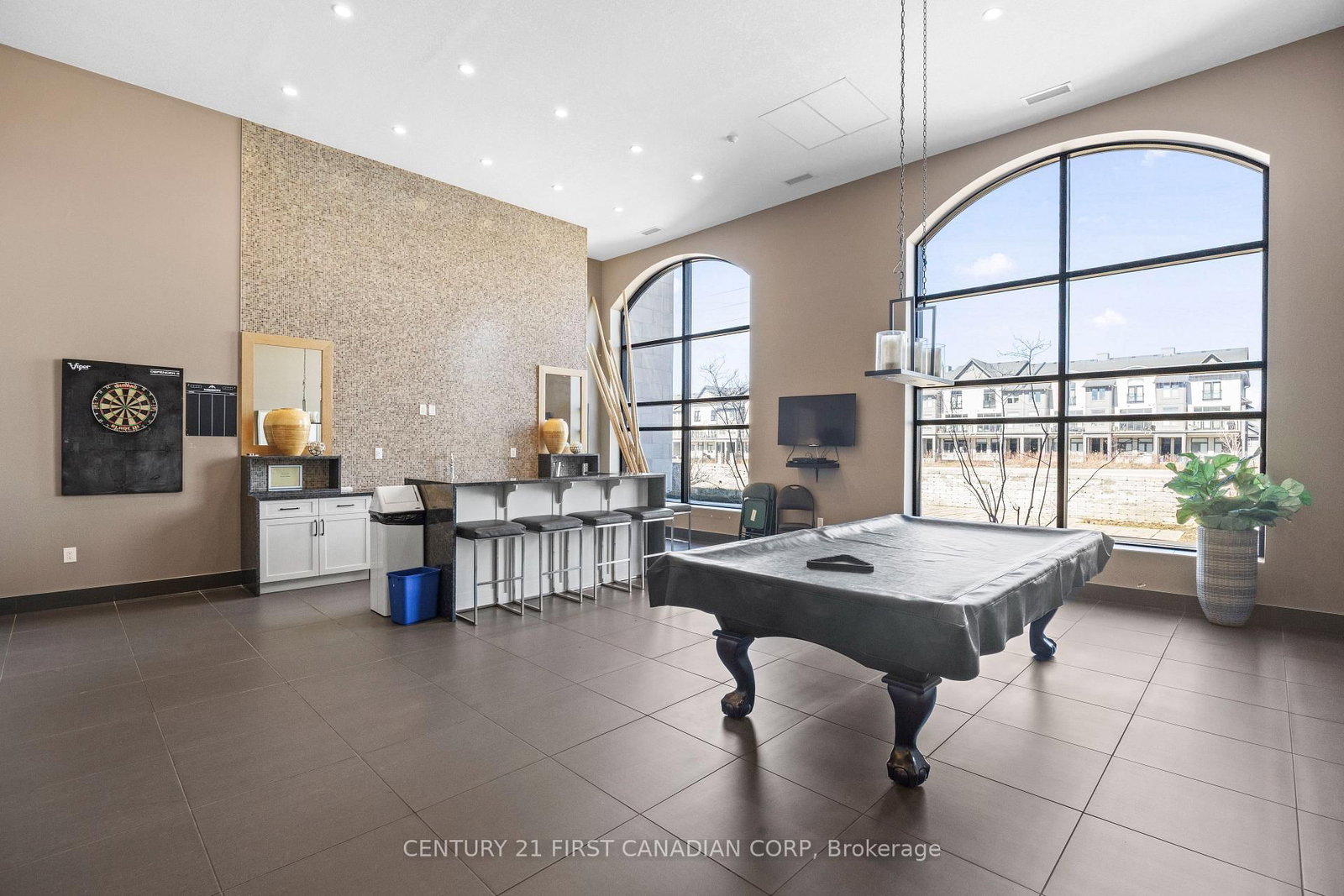 240 Villagewalk Boulevard, Unit 605 - Photo 9