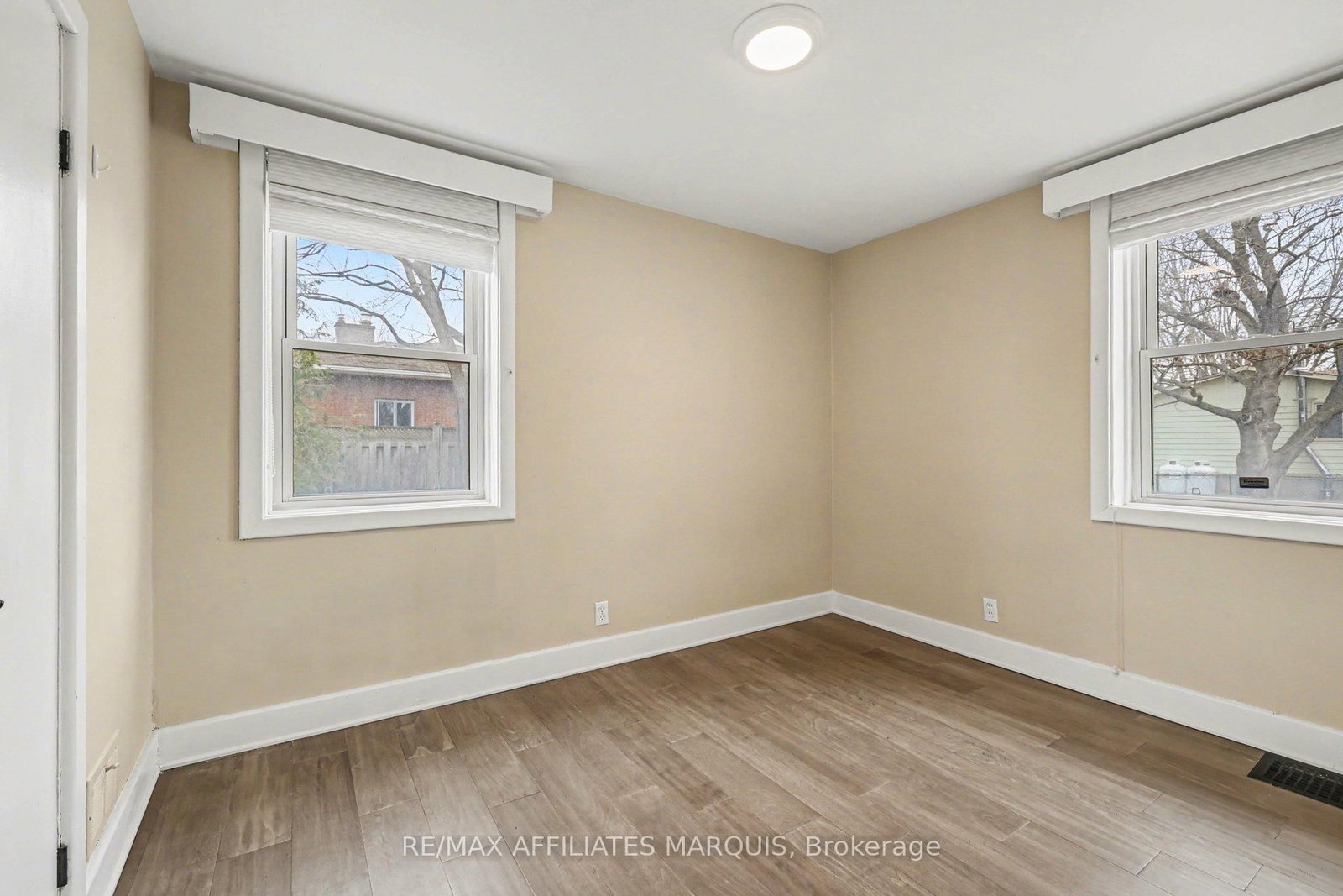 6036 Perth Street - Photo 10