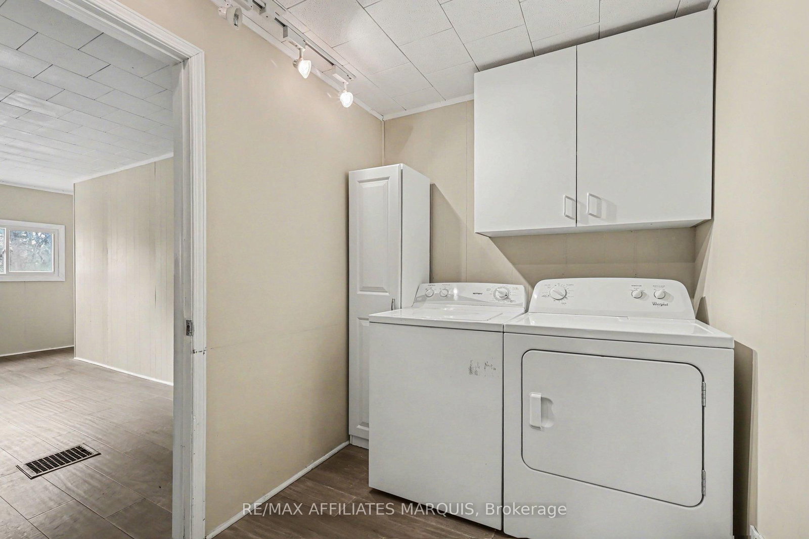 6036 Perth Street - Photo 15