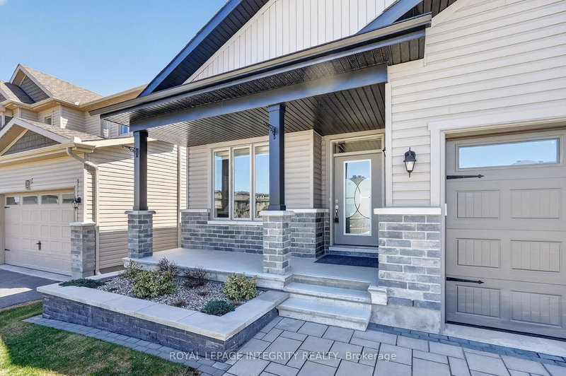 724 Parade Dr, Ottawa, K2S 0Z4 | Image 2