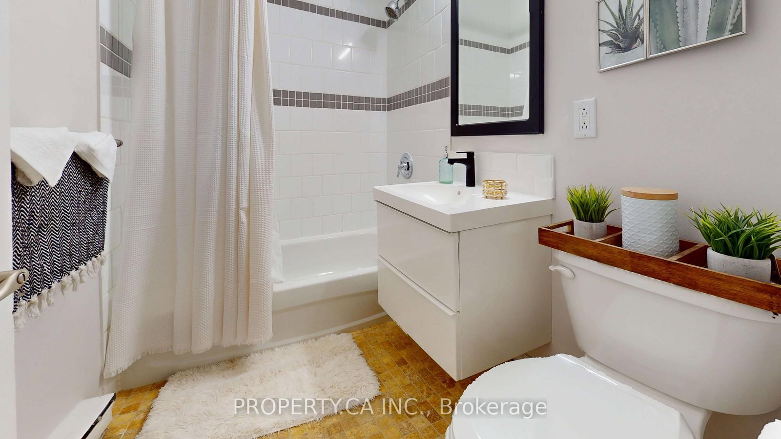 610 George Street N, Unit 5 - Photo 12