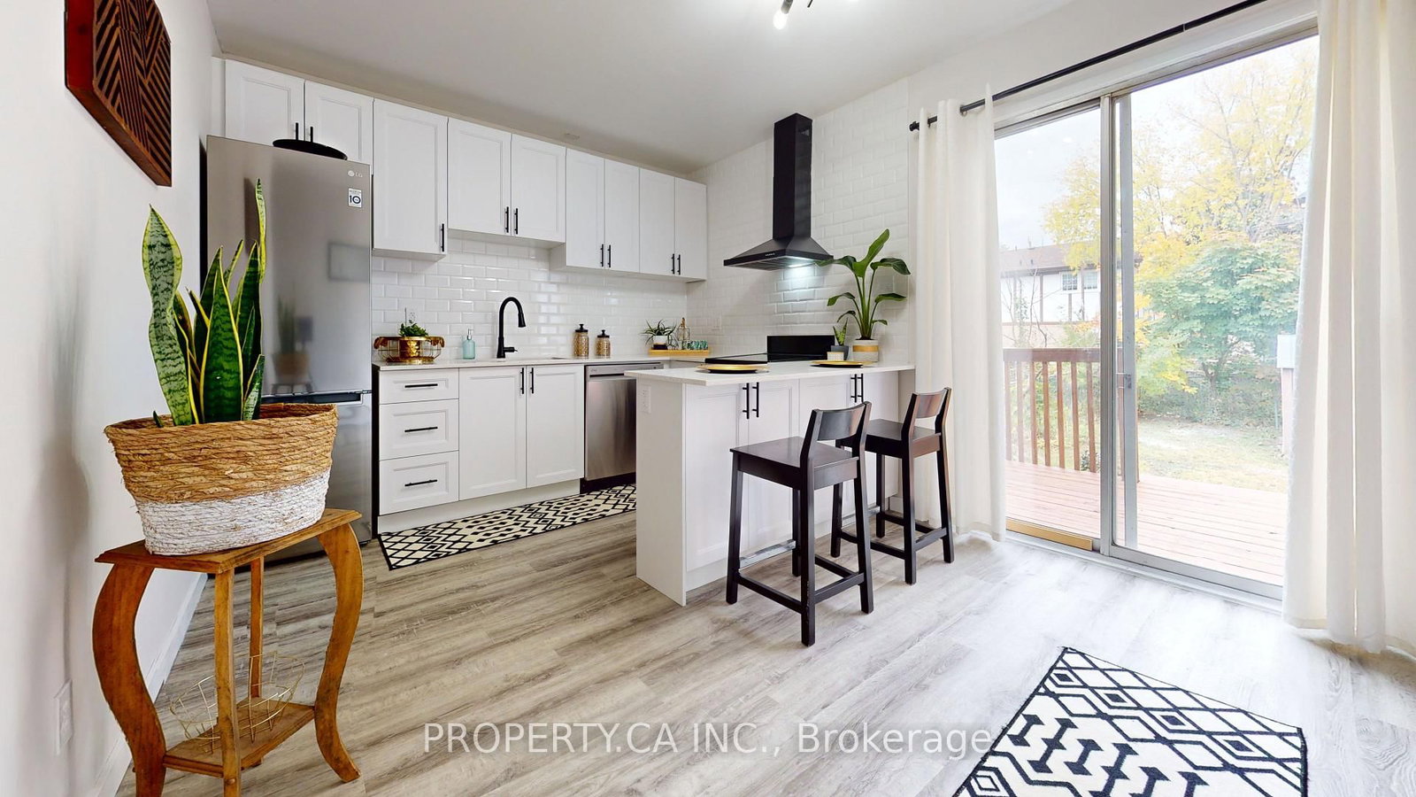 610 George Street N, Unit 5 - Photo 21