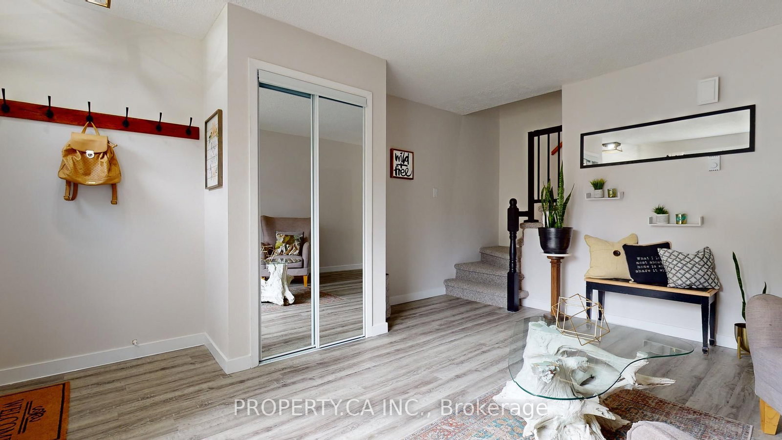 610 George Street N, Unit 5 - Photo 8