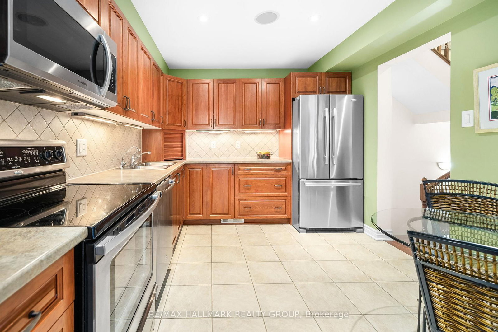 548 Langelier Avenue - Photo 14