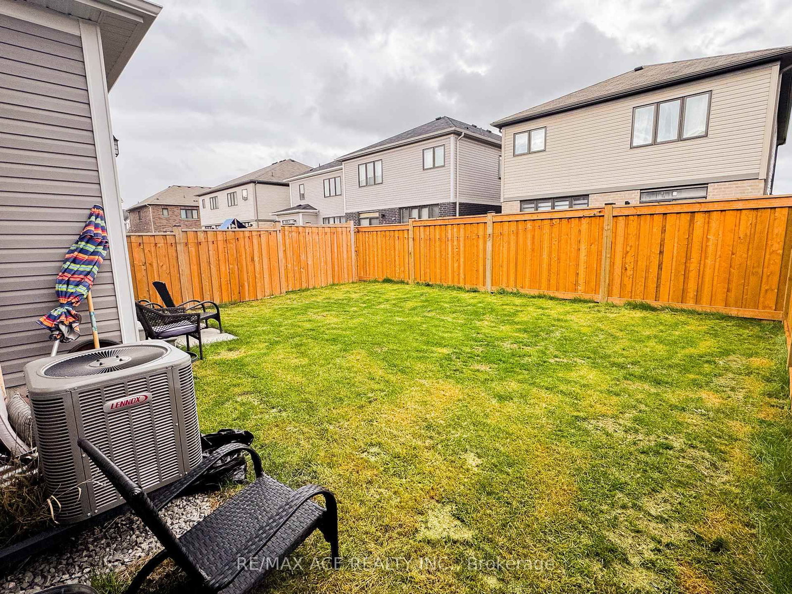 57 Malcolm Crescent - Photo 32