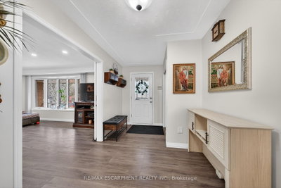 1549 Guyatt Road • Hamilton, ON photo 5