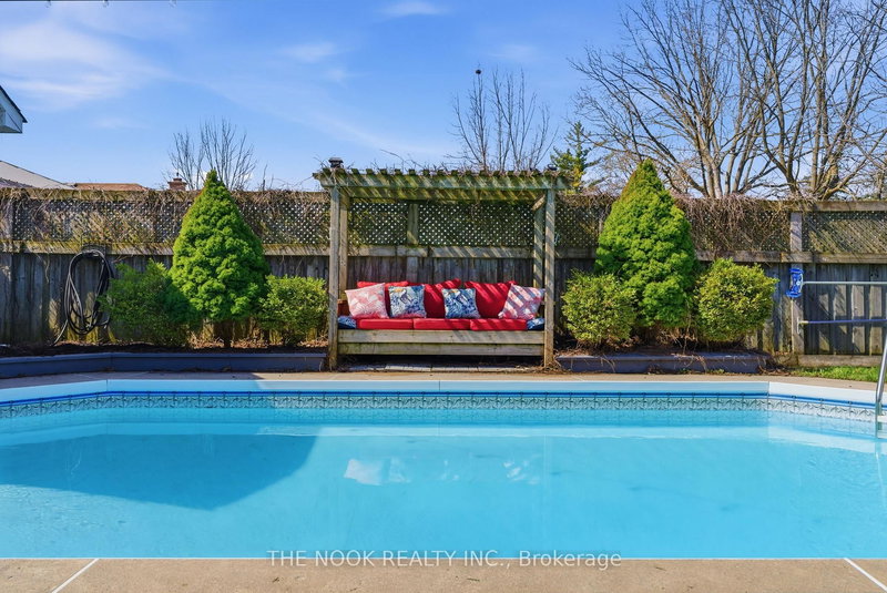 264 Bennet St, Peterborough, K9H 5B9 | Image 2