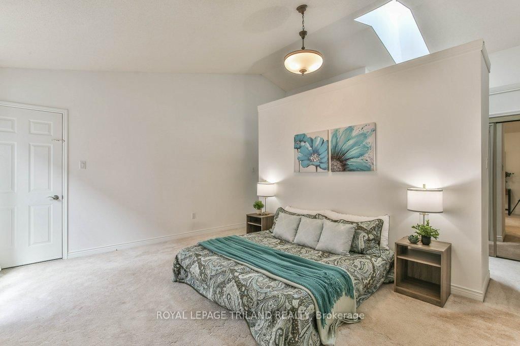 60 ROSECLIFFE Crescent, Unit 8 - Photo 26