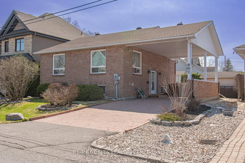home for sale on 892 Beauchamp Avenue