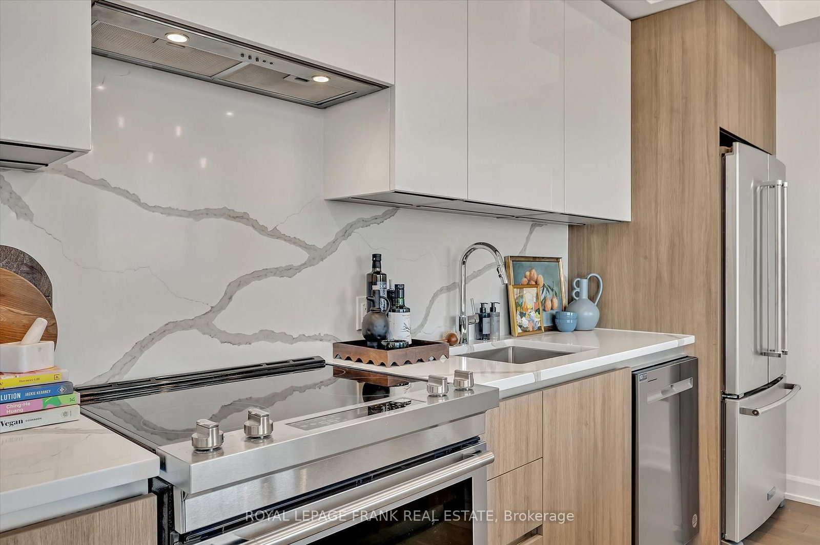 195 Hunter Street, Unit 902 - Photo 10