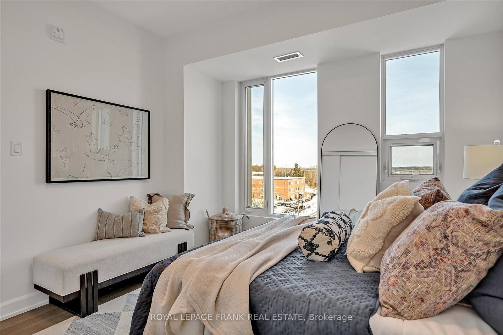 195 Hunter Street, Unit 902 - Photo 12