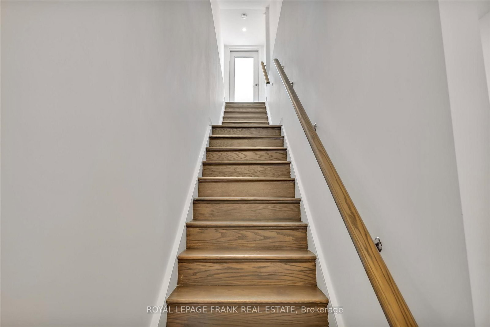 195 Hunter Street, Unit 902 - Photo 18