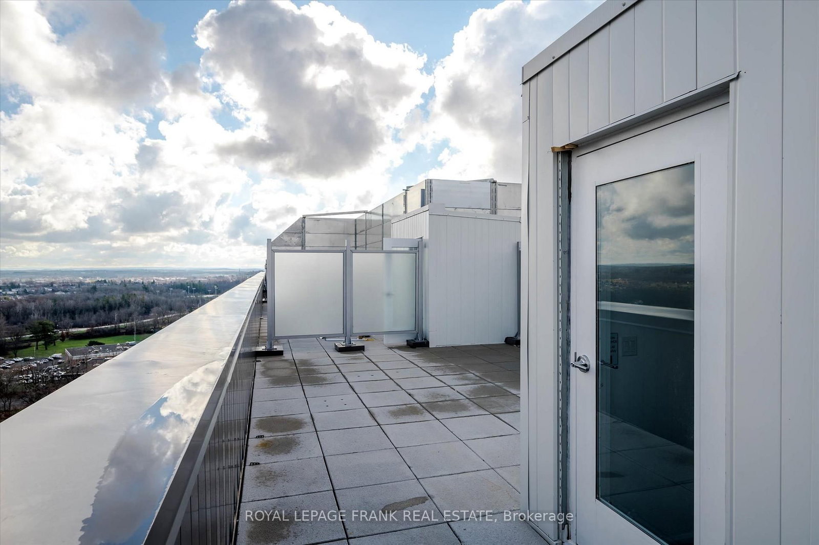 195 Hunter Street, Unit 902 - Photo 19